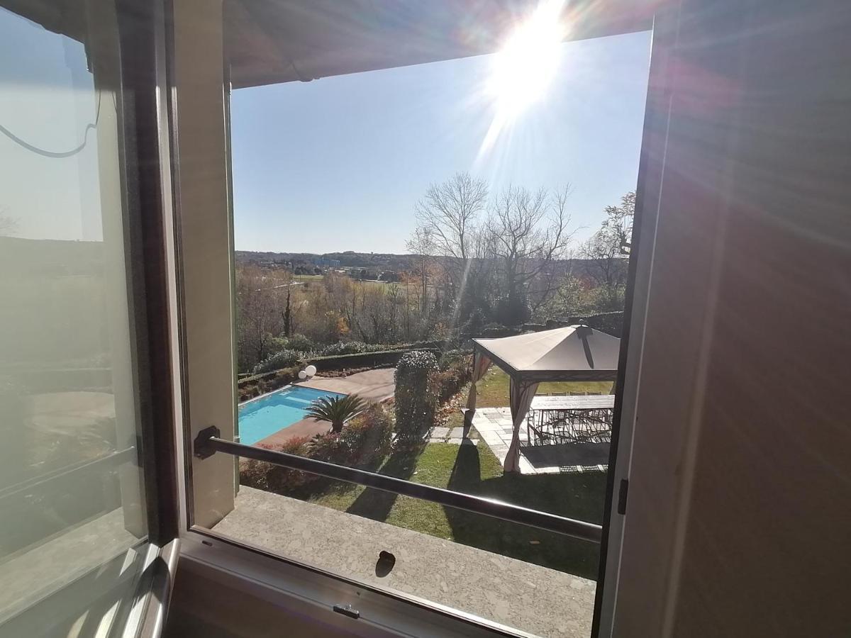 Casale Raffaello B&B Como Albese Con Cassano Exteriör bild
