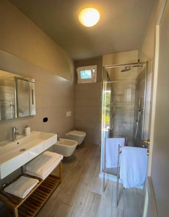 Casale Raffaello B&B Como Albese Con Cassano Exteriör bild