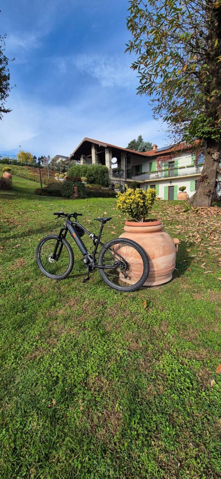 Casale Raffaello B&B Como Albese Con Cassano Exteriör bild